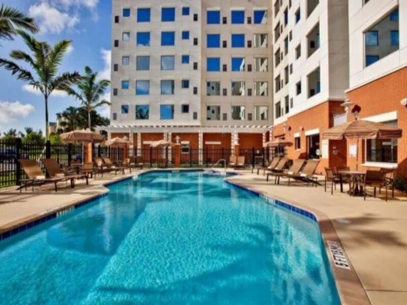 Hyatt House Fort Lauderdale Airport/Cruise Port Dania Beach Bagian luar foto